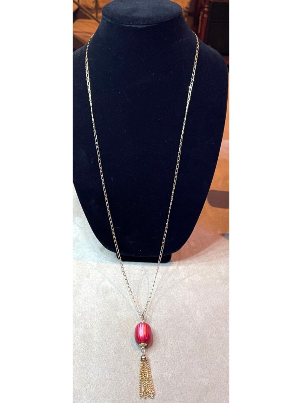 Vintage 70s Sarah Coventry Primrose Tassel Pendant Necklace